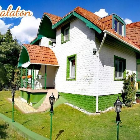 Dolce Villa Balaton 沃尼奥尔茨沃什海吉 外观 照片